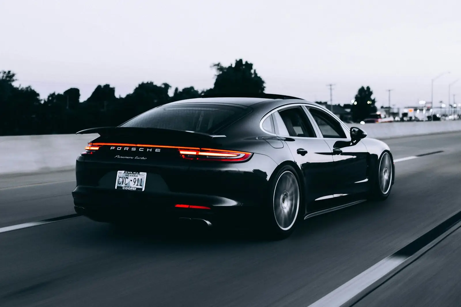 Auto & Vehicles